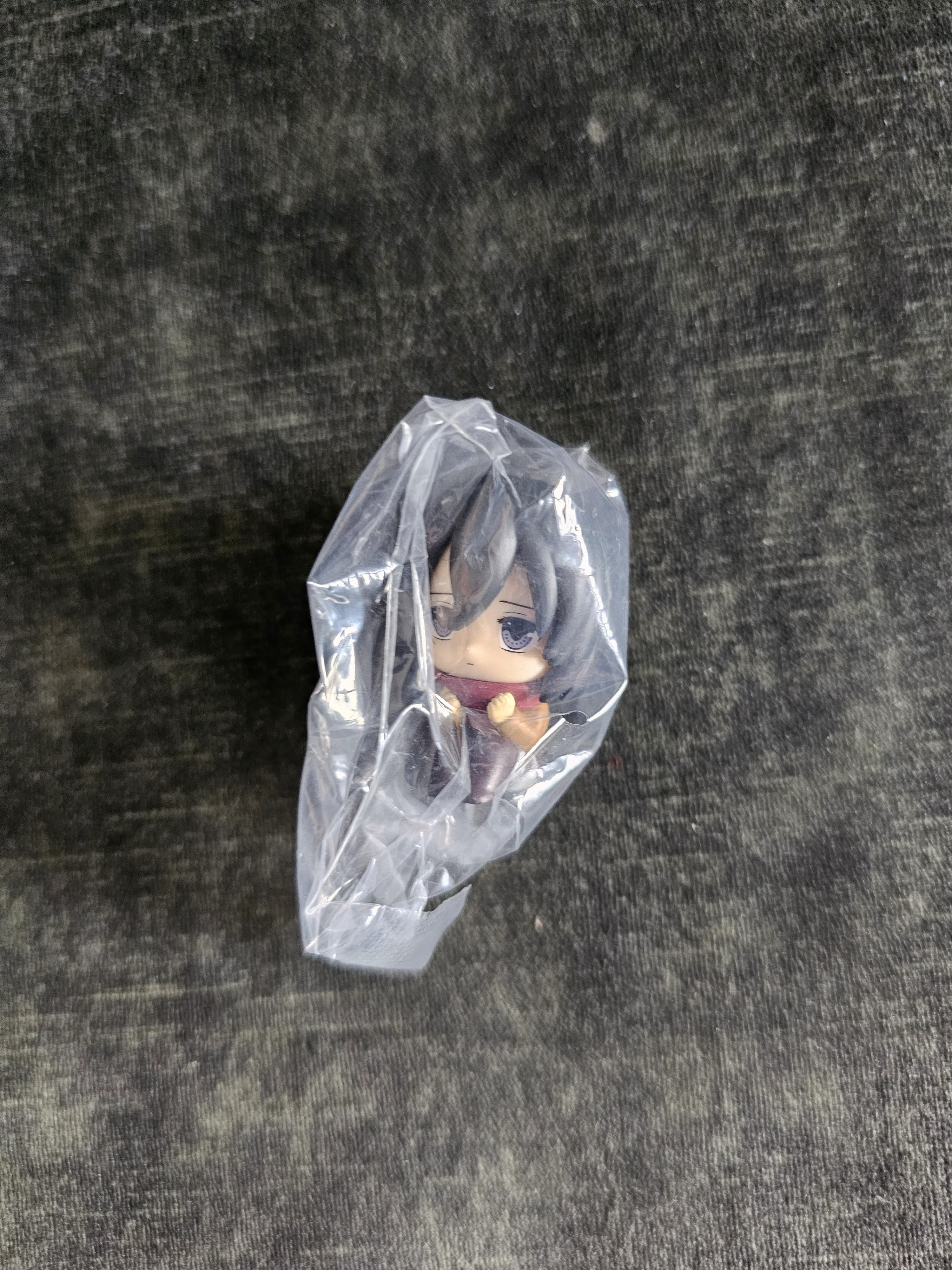 Attack on Titan - Gashapon "sitting" Mini Figuren in 5 Motiven - Image 3